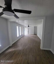 1727 Dixie Dr in Jackson, MS - Building Photo - Building Photo