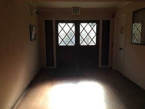 201 N Belmont in Glendale, CA - Foto de edificio - Interior Photo