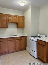 349 Pleasant St in Malden, MA - Building Photo - Building Photo