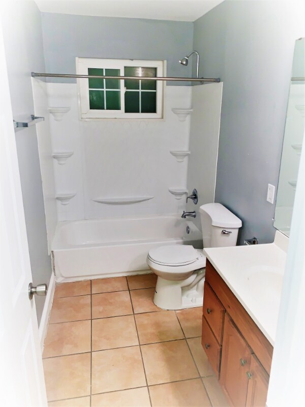 1050 Grand Ave in Sacramento, CA - Building Photo - Building Photo