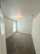 7047 96th St in Lubbock, TX - Building Photo - Building Photo