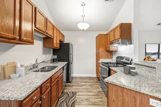 Wrights Point in Fort Wright, KY - Building Photo - Building Photo