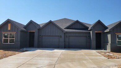 7117 22nd Pl in Lubbock, TX - Building Photo - Building Photo