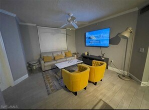 8735 River Homes Lane in Bonita Springs, FL - Foto de edificio - Building Photo