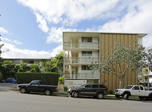 Diamond Head Gardens in Honolulu, HI - Building Photo - Building Photo