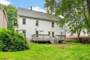 3 New Hampshire St in Newton, NJ - Building Photo