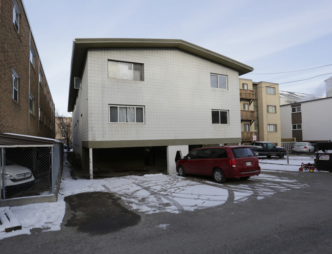 1730 11th St SW in Calgary, AB - Building Photo - Building Photo