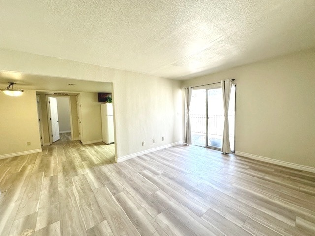 4450 Sandy River Dr in Las Vegas, NV - Foto de edificio - Building Photo