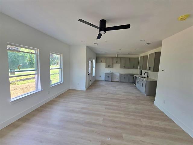 120 Homes Dr in Grand Prairie, TX - Building Photo - Building Photo