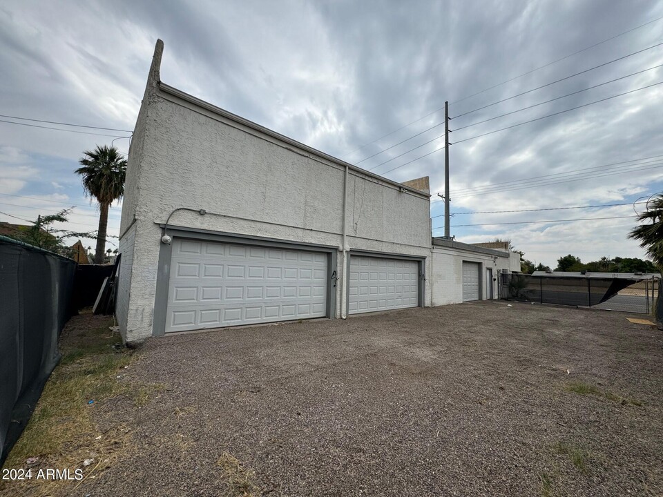 431 N Center St in Mesa, AZ - Building Photo