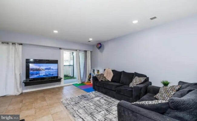 3919 El Soneta Pl in Alexandria, VA - Building Photo - Building Photo