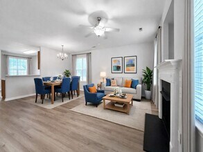 4417 Log Cabin Dr in Raleigh, NC - Building Photo - Building Photo