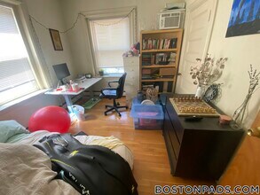 16 Winchester St in Brookline, MA - Building Photo - Building Photo
