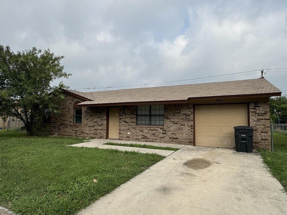 1707 Sunset St in Killeen, TX - Building Photo