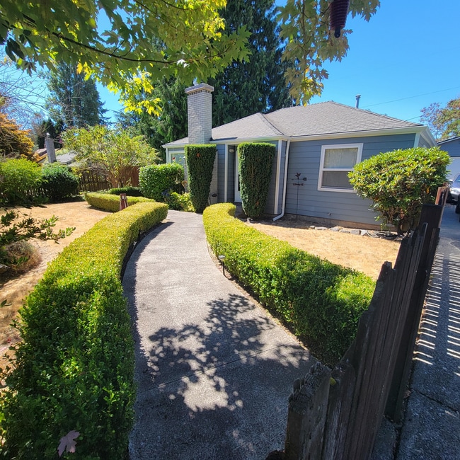 property at 15537 6th Ave NE