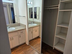 83 Smokestone in Irvine, CA - Building Photo - Building Photo