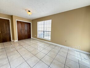 5293 S Brightside View Dr in Baton Rouge, LA - Building Photo - Building Photo