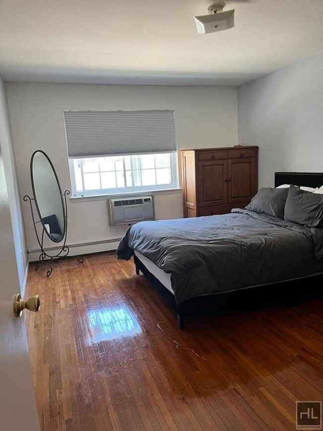 74 STREET, Unit 1