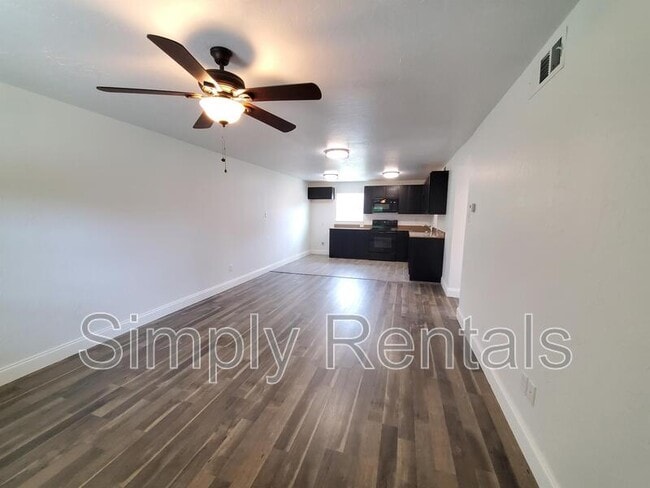 2004 Wesley St in Greenville, TX - Building Photo - Building Photo