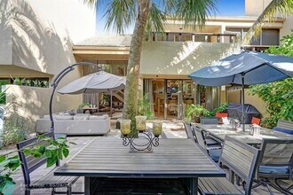 702 St Albans Dr in Boca Raton, FL - Building Photo - Building Photo