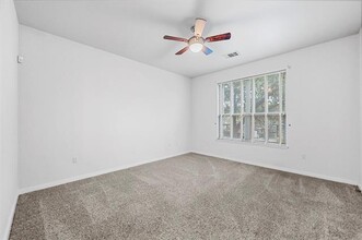 2556 Wedglea Dr in Dallas, TX - Building Photo - Building Photo