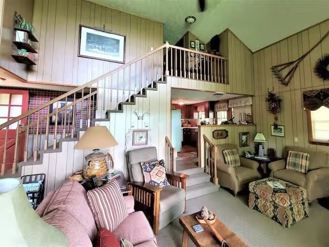 328 Possum Trot Trail in Franklin, NC - Building Photo - Building Photo