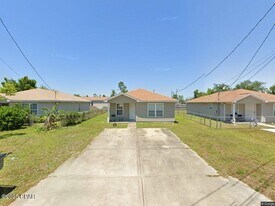 5101 Willow St in Panama City, FL - Building Photo