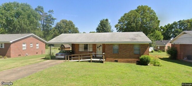 property at 1117 Tamm St
