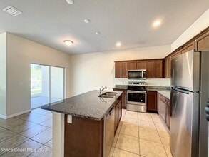 3728 Chambers Ln in Cocoa, FL - Building Photo - Building Photo