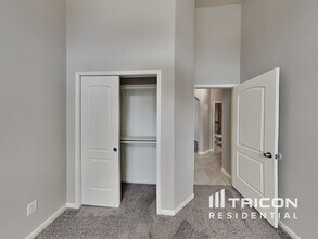 21303 Mystic Oak Dr in Cypress, TX - Building Photo - Building Photo