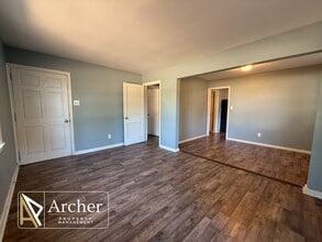1702 W Lincoln Ave in Albany, GA - Building Photo - Building Photo