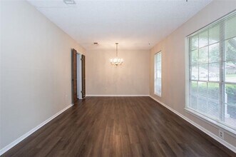 1029 Edgewood Trail in Benbrook, TX - Building Photo - Building Photo