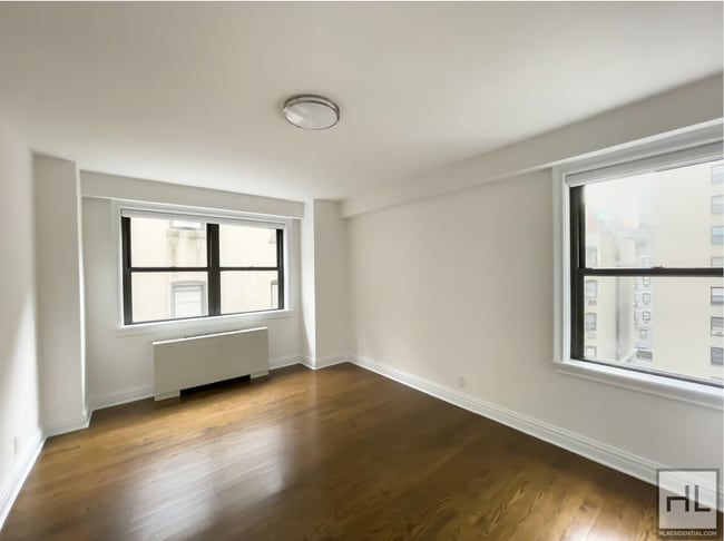 East 89 Street in New York, NY - Foto de edificio - Building Photo