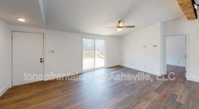 70 Woodscape Dr in Mills River, NC - Building Photo - Building Photo