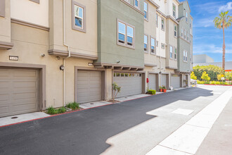 1460 Lavender Loop in Milpitas, CA - Building Photo - Building Photo