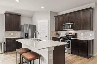 2612 Golden Palms Ln in La Marque, TX - Foto de edificio - Building Photo