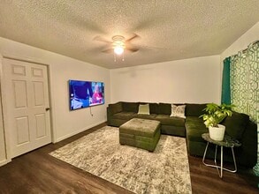 Monterey Palms Apartments in Tampa, FL - Building Photo - Building Photo