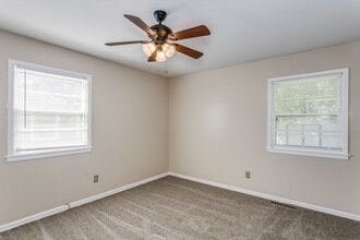 519 S Derby Ave in Derby, KS - Building Photo - Building Photo