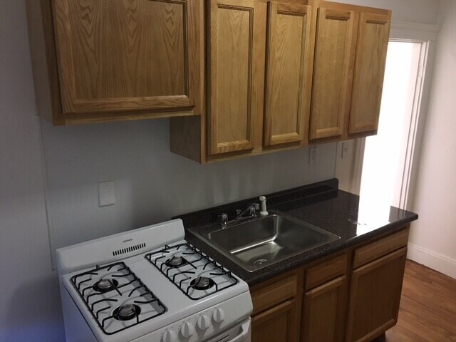 108 Washington St, Unit 25 in Boston, MA - Building Photo - Building Photo