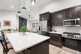 1107 S Foss Ave in Sioux Falls, SD - Building Photo - Building Photo