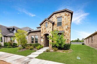 1620 Elise Ln in Aubrey, TX - Building Photo - Building Photo