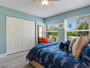 625 97th Ave N in Naples, FL - Building Photo - Building Photo