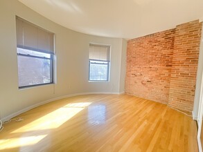 554 Tremont St, Unit 7 in Boston, MA - Foto de edificio - Building Photo