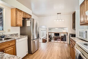 4225 Eaton Ct in Boulder, CO - Building Photo