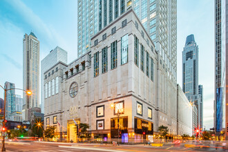 The Residences at 900 in Chicago, IL - Building Photo - Building Photo