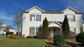 1145 Triece Ln in Charlotte, NC - Building Photo