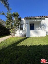 2306 Pisani Pl in Los Angeles, CA - Building Photo - Building Photo