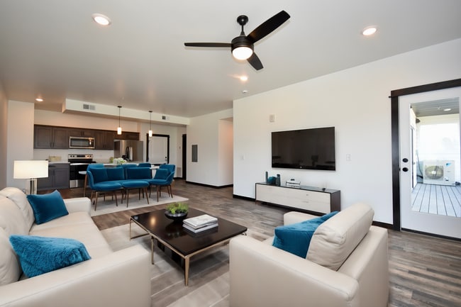 1595 N 25th Ave, Unit 302 in Bozeman, MT - Foto de edificio - Building Photo