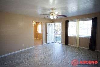 449 California Ave in Mc Farland, CA - Building Photo - Building Photo