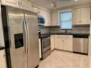 2430 DC Country Club Boulevard in Deerfield Beach, FL - Building Photo - Building Photo